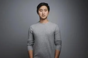 알렉산더 왕의 프로필: linkedin.com/in/alexandrwang